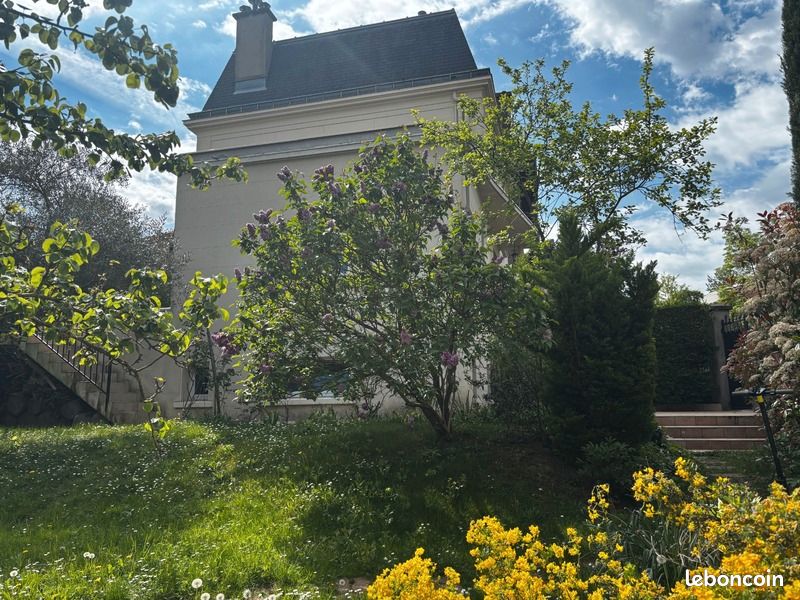 Maison 8 pièces 215 m² · à Meudon · 215 m² · 1 290 000 €