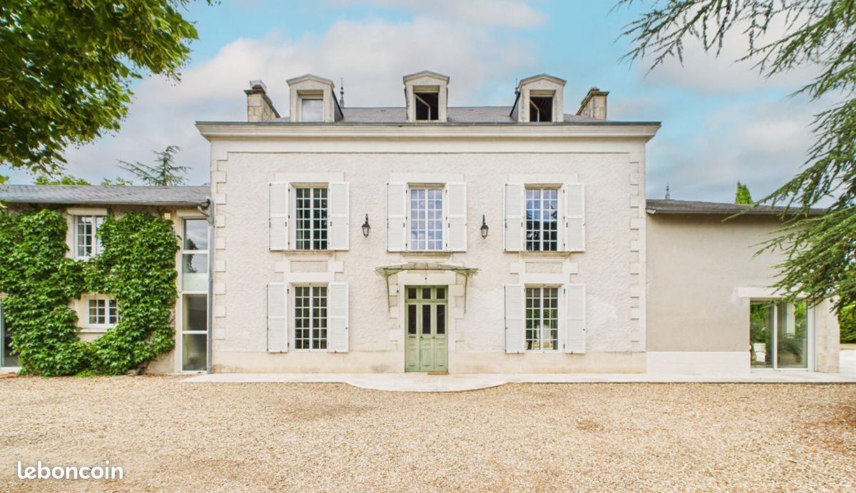 Maison 7 pièces 300 m² · à Avanton · 300 m² · 682 500 €