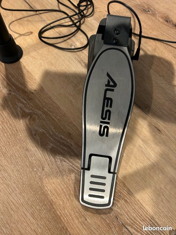 Batterie Électronique Alesis Nitro Kit – Complète avec Accessoires (image 2)