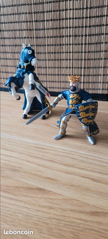 Figurine papo roi bleu et son cheval (image 3)