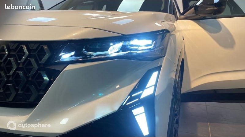 Renault Austral 1.2 E-Tech full hybrid 200ch esprit Alpine - 25 (image 17)