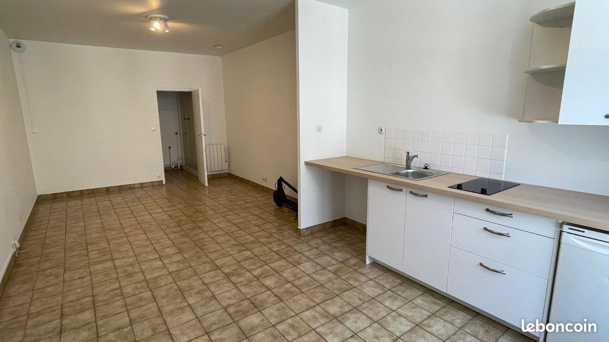 Appartement 1 pièce 30 m² · à Angers · 30 m² · 550 €