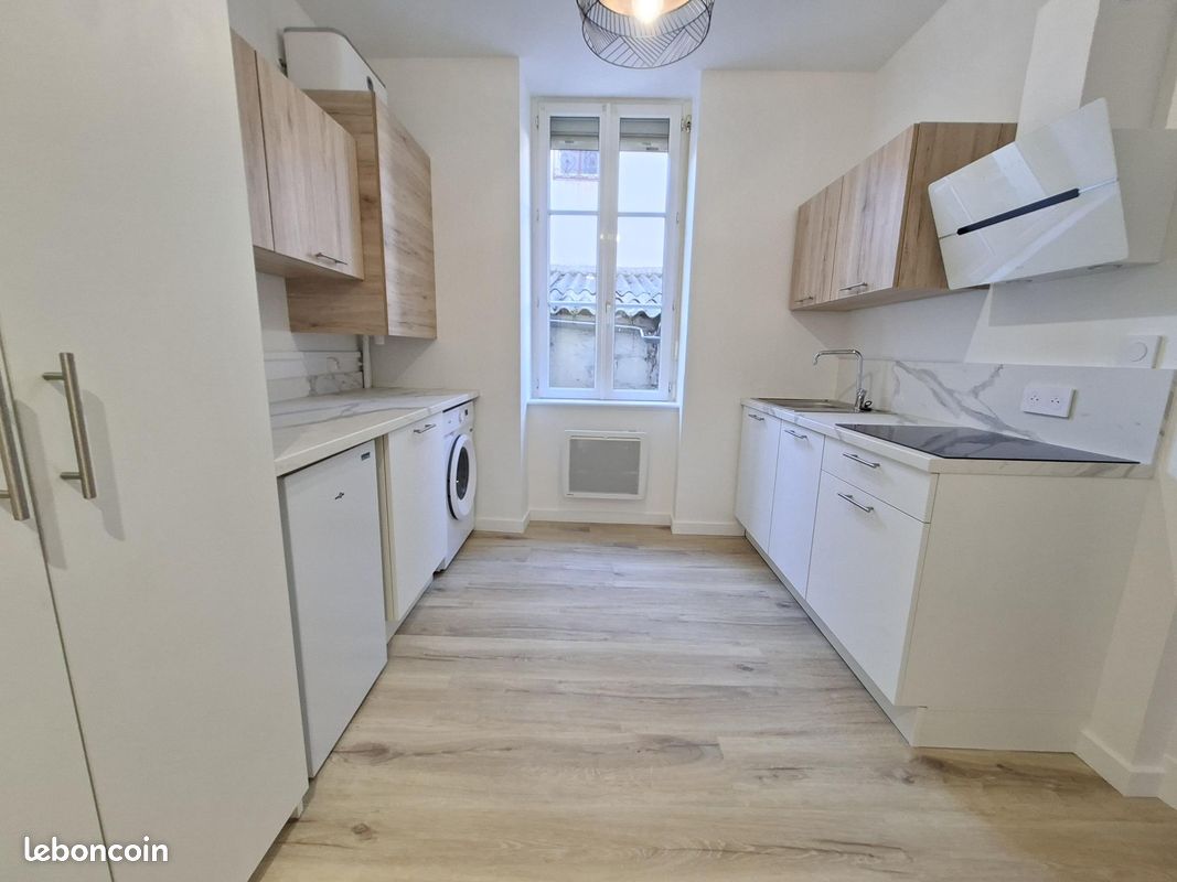 Appartement 1 pièce 20 m² · à Clermont-Ferrand · 20 m² · 450 €
