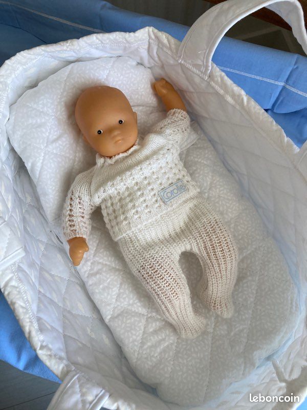 Couffin tout en tissu état neuf marqué Petitcollin pour poupée