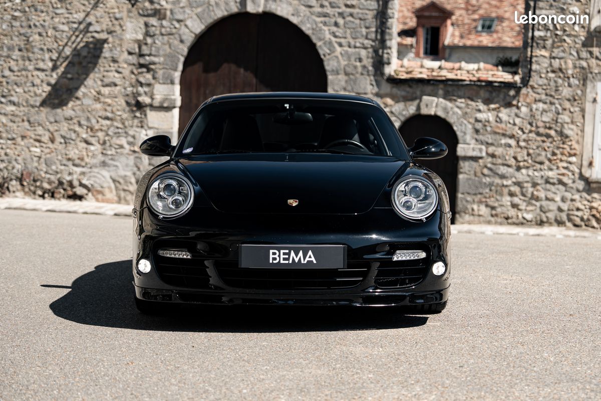 PORSCHE 911 (997) TURBO S 530cv | Sport Chrono | Toit Ouvrant | Cuir Étendu | à partir de 2050 /mois (image 3)