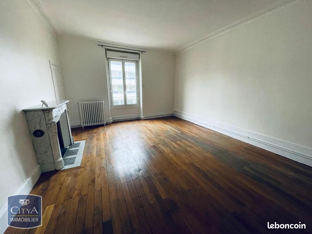 Appartement 3 pièces 56 m² · à Bourges · 56 m² · 750 €