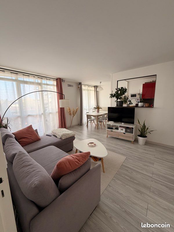 Appartement 2 pièces 45 m² · à Plaisir · 45 m² · 980 €