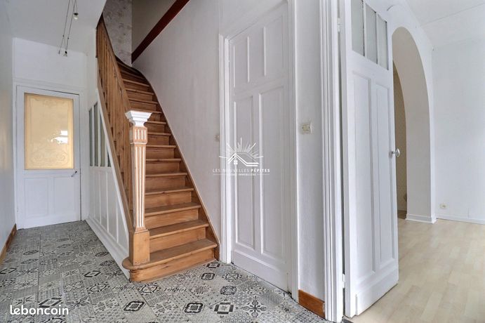 Maison 5 pièces 145 m²