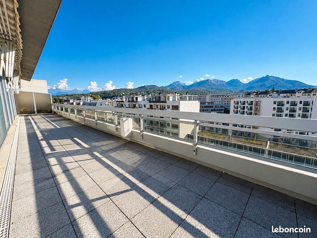 Appartement 5 pièces 143 m² · à Chambéry · 143 m² · 600 000 €