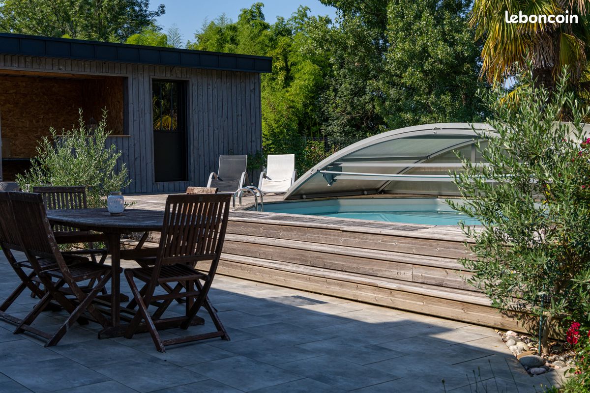 Maison 5 pièces 145 m² · à Labatmale · 145 m² · 320 000 €
