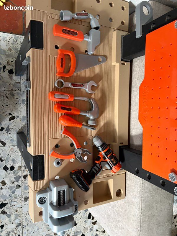 Établi et sacoche Black et Decker (image 2)