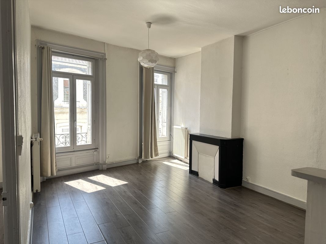 Appartement 2 pièces 52 m² · à Saint-Étienne · 52 m² · 65 000 €