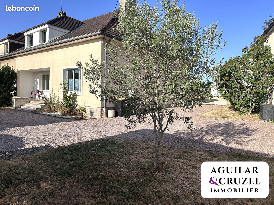 Maison 6 pièces 184 m² · à Bourges · 184 m² · 315 000 €