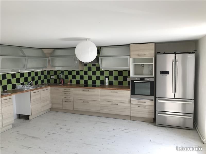 Appartement 5 pièces 135 m² · à Douarnenez · 135 m² · 750 €/mois