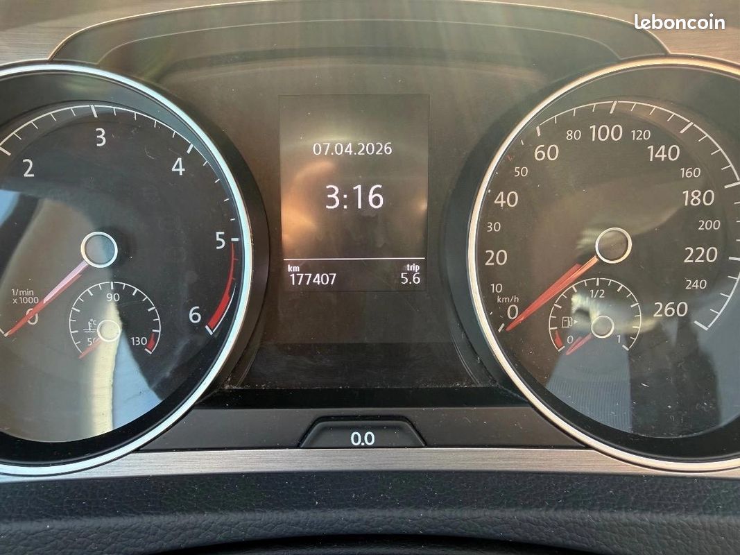 Volkswagen Golf BREAK 1.6 TDI 110 BLUEMOTION CONFORT LINE (image 16)