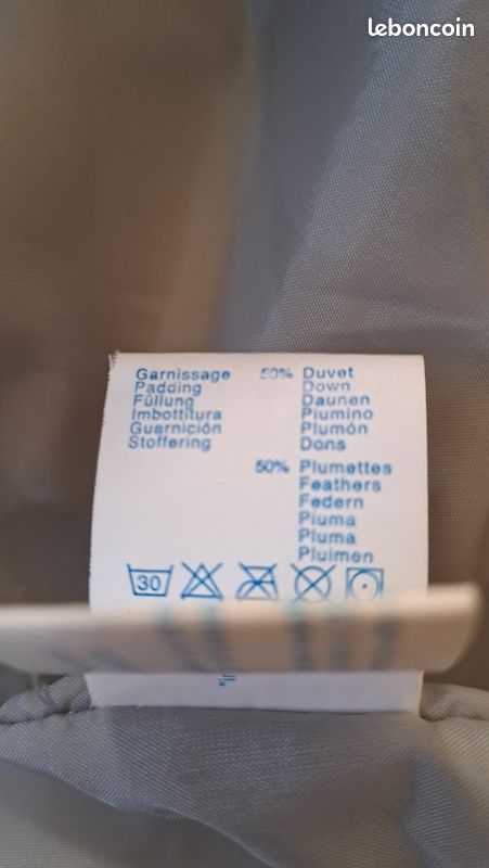 2 Doudounes Décathlon noires, duvet et plumettes tailles 40 et 46 (image 5)