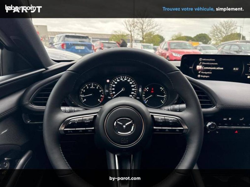 Mazda 3 2024 Berline 2.0L e-SKYACTIV-X M Hybrid 186 ch BVA6 Exclusive-Line (image 27)