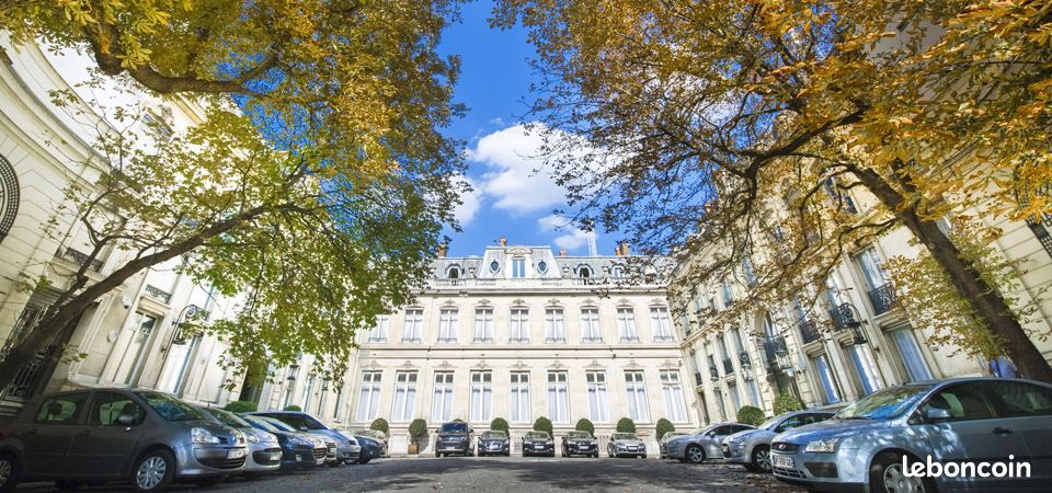 Appartement 6 pièces 230 m² · à Paris · 230 m² · 6 000 000 €