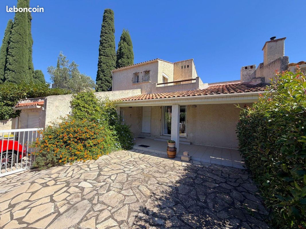 Maison 4 pièces 78 m² · à Six-Fours-les-Plages · 78 m² · 394 000 €