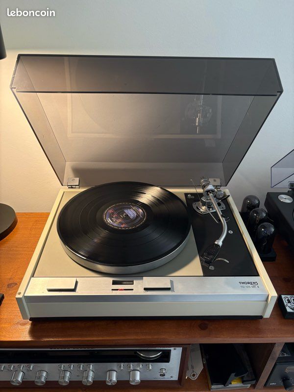 Platine Vinyle Thorens TD 320 Champagne – Rénovée, Bras SME 3009, Panneaux Boîtier