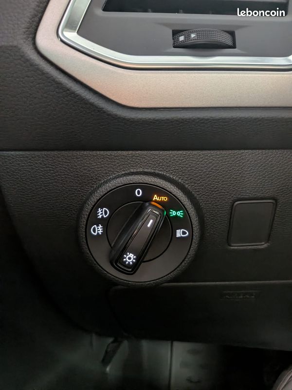 Seat ateca 1.5 tsi 150 xperience s&s - carplay - camera 360 - suivi entretien (image 13)