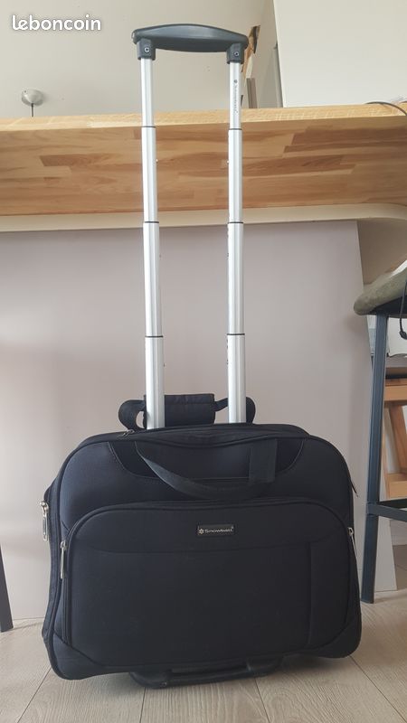Cartable à roulettes (image 1)