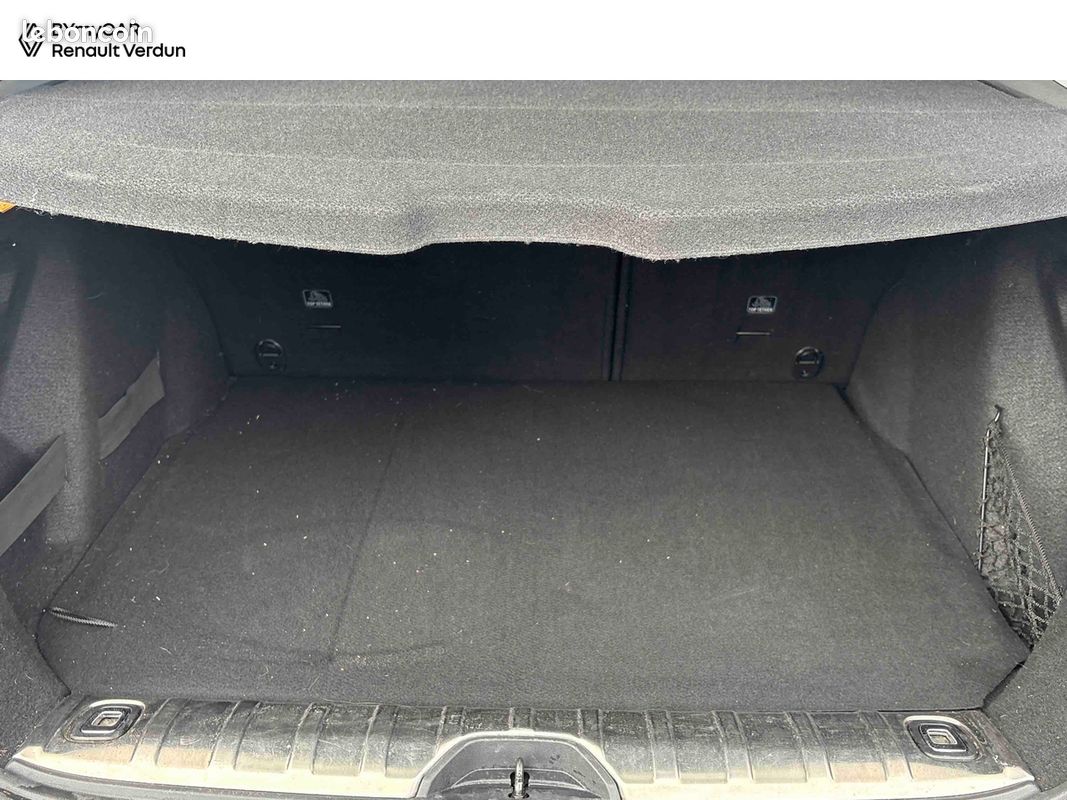 PEUGEOT 2008 BlueHDi 100 S&S BVM6 GT Line (image 12)
