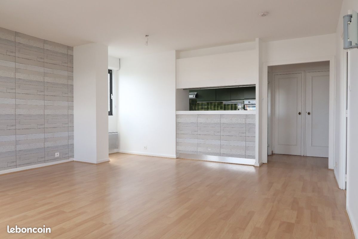 Appartement 2 pièces 58 m² · à Saint-Étienne · 58 m² · 520 €
