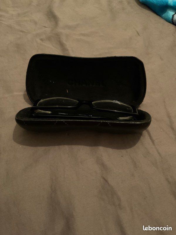 Lunette de vue Chanel (image 1)