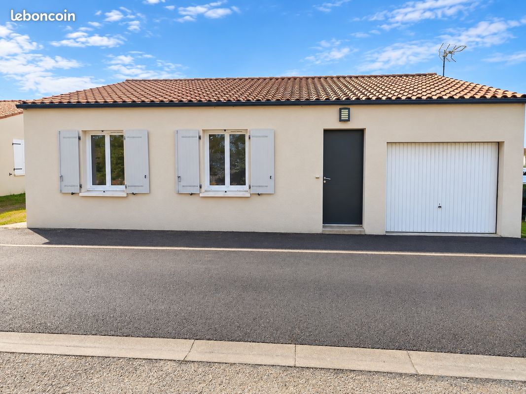 Maison 4 pièces 95 m² · à Sainte-Soulle · 95 m² · 1 100 €/mois