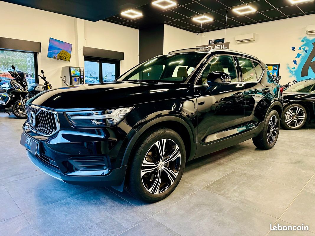 Volvo XC40 T5 Recharge 180+82 ch DCT7 ULTIMATE toit ouvrant Swaroszky harman Kardon TVA RECUP garantie 12 mois (image 1)