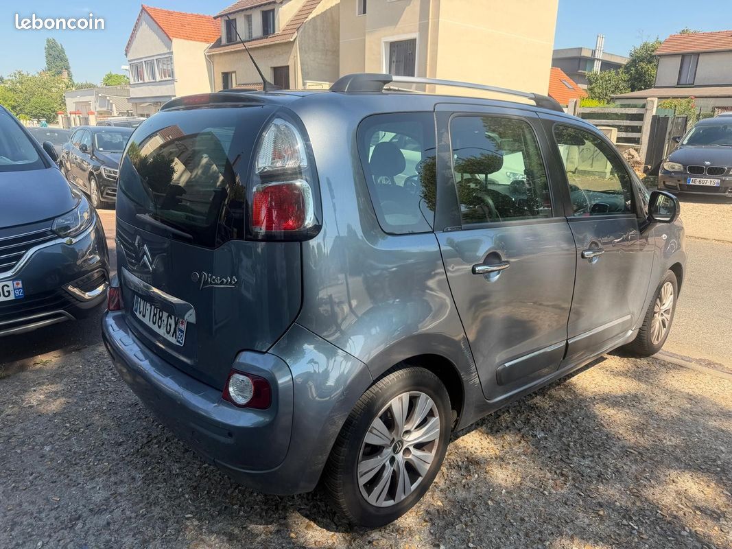 CITROEN C3 PICASSO HDi 90 FAP Exclusive/CREDIT POSSIBLE (image 12)