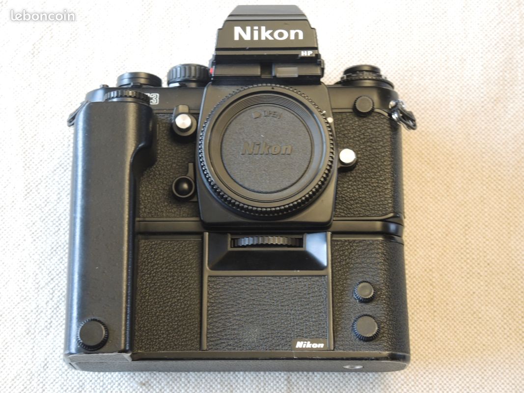 APPAREIL PHOTO REFLEX argentique Nikon Nikomat EL 35 mm boîtier noir AS