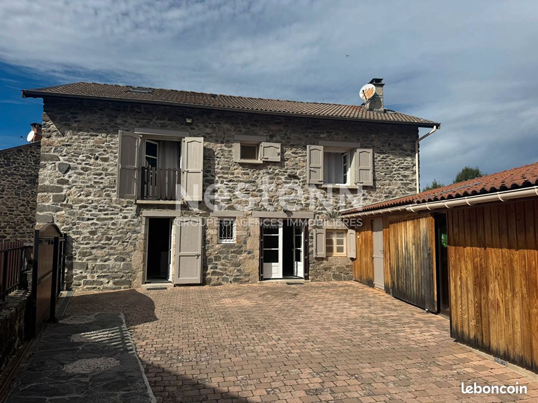 Maison 4 pièces 130 m² · à Saint-Maurice-de-Lignon · 130 m² · 865 €/mois
