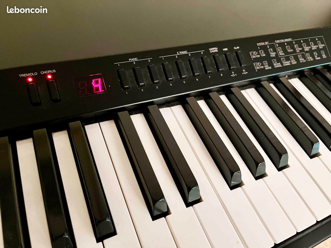 Vends piano electrique yamaha pf80 (image 3)
