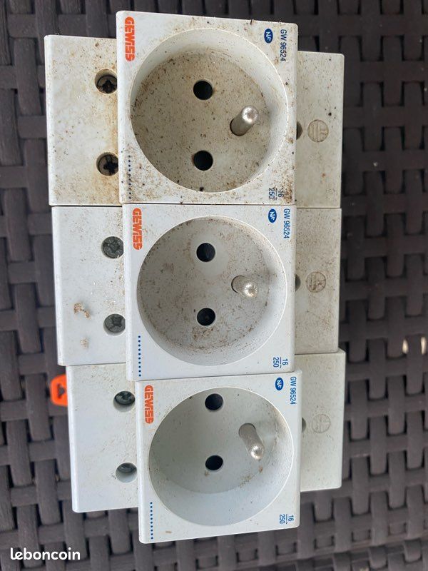 Matériel électrique pour compteur (image 2)