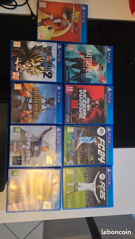 Console Sony PS4 Slim 500 Go (noire) + 2 Manettes – Firmware 7.50, état Impeccable