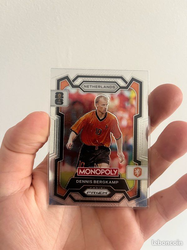 Carte Dennis Bergkamp – Panini Prizm FIFA Monopoly – Pays-Bas – Légende 🇳🇱⚽️ (image 1)
