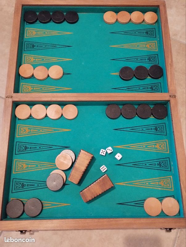 Grand Backgammon en bois massif ancien (image 3)