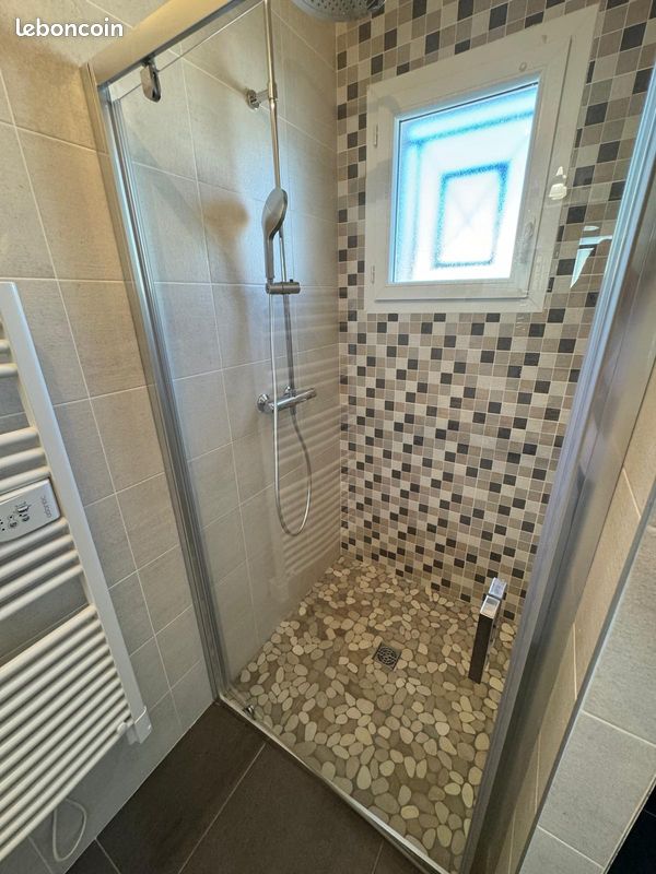 Maison Individuelle T5 Récente au calme avec Jardin - Léognan 33850 (image principale 2)