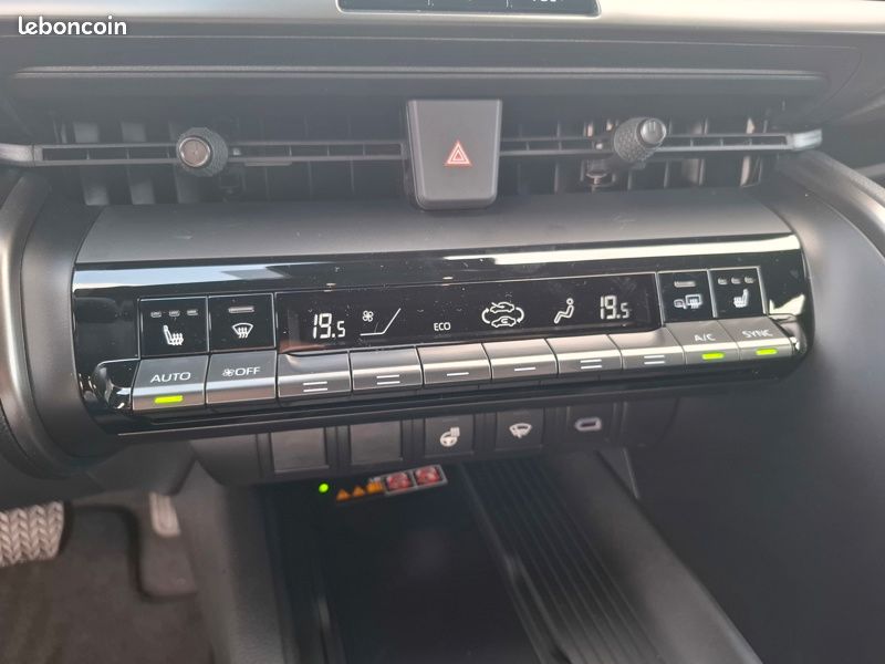 Toyota C-HR HYBRIDE 140 GRAPHIC MY26 GR (image 17)