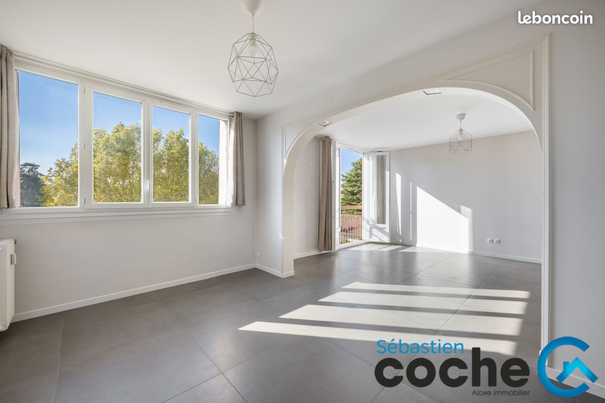 Appartement 4 pièces 84 m² · à Décines-Charpieu · 84 m² · 220 000 €