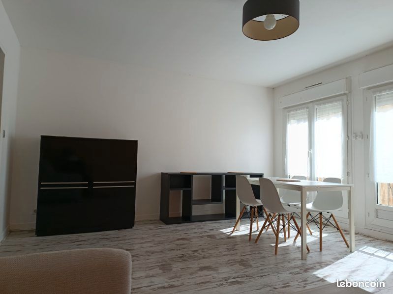 Appartement 2 pièces 57 m² · à Charleville-Mézières · 57 m² · 89 000 €