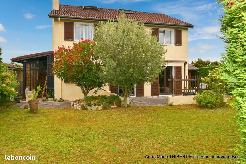 Maison 5 pièces 144 m² · à Chassieu · 144 m² · 525 000 €