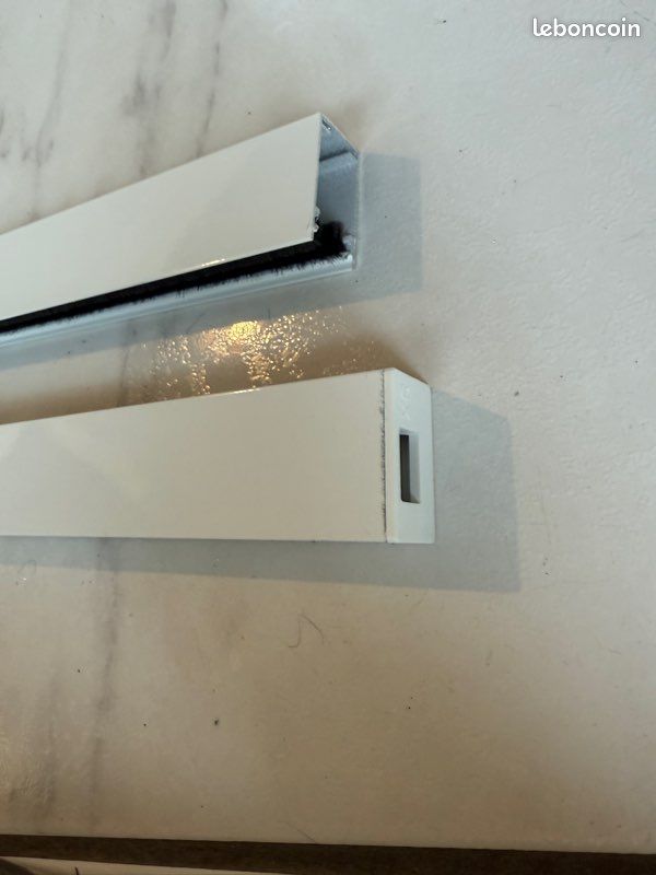 Moustiquaire stores et rideaux neuve jamais utilisée Largeur 59,2 cm x Hauteur 79,2 cm (image 4)