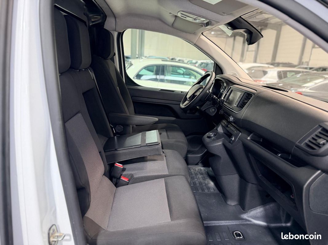 Peugeot expert 2.0 hdi 180 ch eat 8 asphalt M en 3 places en boite automatique / CarPlay / camera de recul / clim / garantie (image 6)