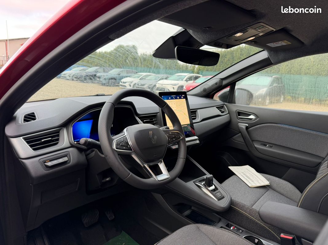 Renault Symbioz Techno 1.8 E-Tech 160 2026 neuf 0km (image 3)