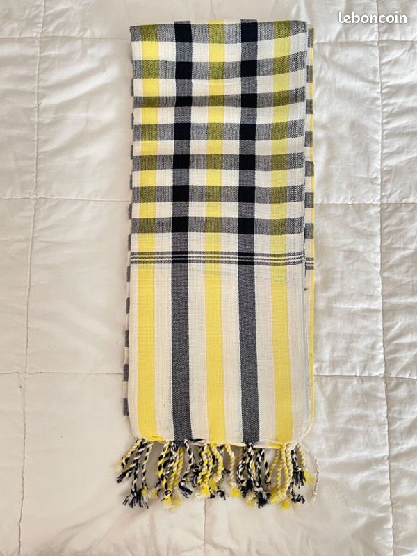 Krama Khmer écharpe mixte en coton tissé jaune avec franges origine Cambodge ArtisanAsie (image 2)