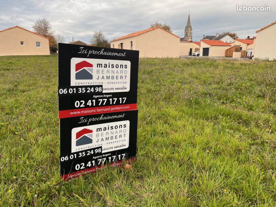 Terrain 370 m² Le Longeron · à Sèvremoine · 49 500 €