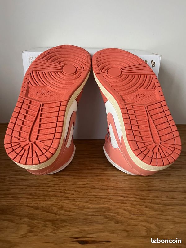 Baskets Streetwear Lifestyle WMNS Nike Air Jordan 1 Mid Madder Root Taille 7.5 38,5 Neuf (image 8)